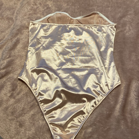 Corset design bodysuit champagne colour - Picture 3 of 3